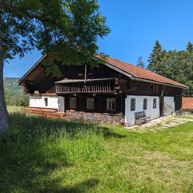 Zur Geschichte eines kleinen Anwesens – das Sachl